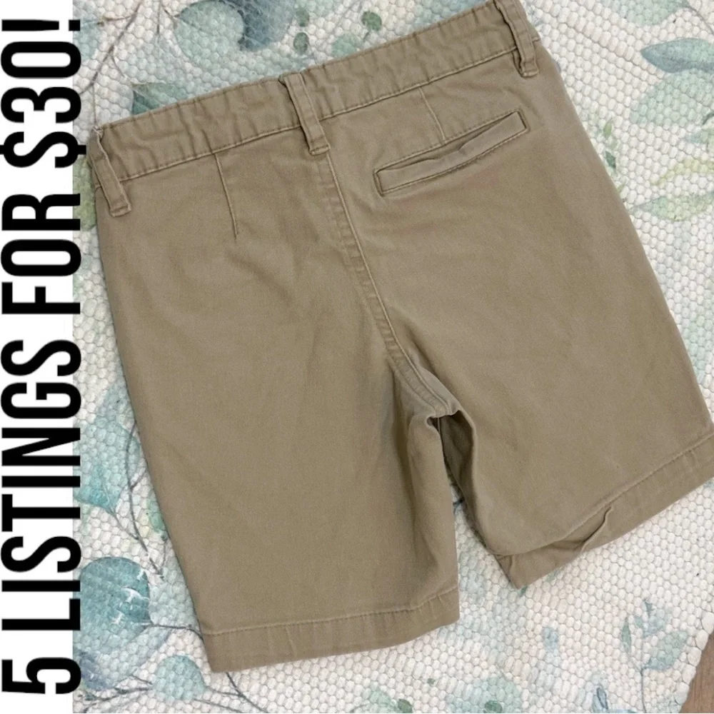 Old Navy Boys Flat Front Khaki Shorts Built in Flex Size 5
